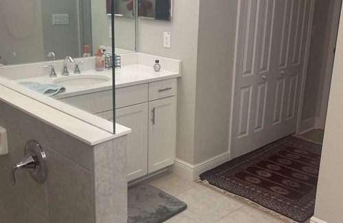 Fish Hawk Villa | Beautiful, quiet 2/2 villa in gated community.
