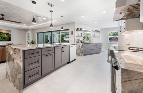 Central Naples House | Beautiful resort castle in Naples, Florida