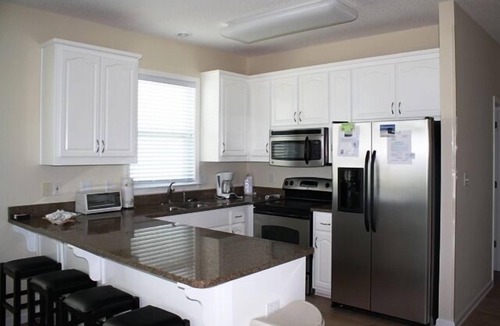Seacrest Cottage | BEAUTIFUL SEA VIEWS! 2 MINUTES 2 BEACH! 2 CAR DESIGNATED PARKING!