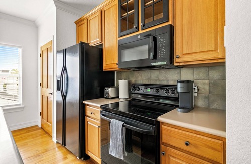 Mount Dora House | Beautiful Townhouse IN THE VERY HEART OF DT MT, DORA!