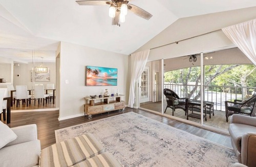 Central Naples Condo | Beautiful updated and fully furnished 3-bedroom 2 bath condo in charming Naples