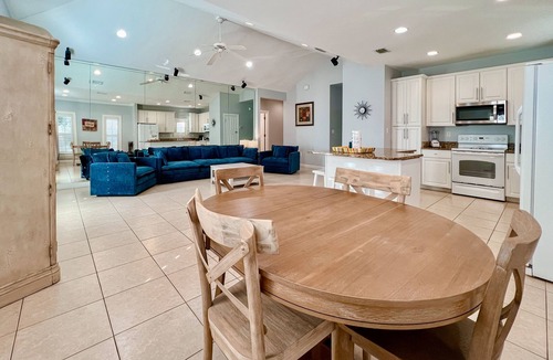 Emerald Waters Village House | Beautifully decorated home w/screened porch & shared pool - walk to beach