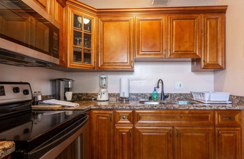 Florida North Atlantic Coast Apartment | Beautifully Renovated Palm Beach Gardens Apartment