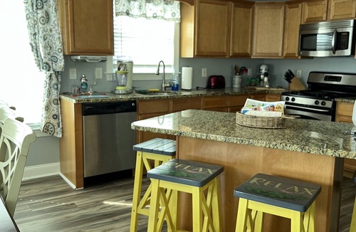 Wildwood Condo | Bella Casa Beautiful House Nestled In A Wonderful Location 1.5 Blocks From Beach