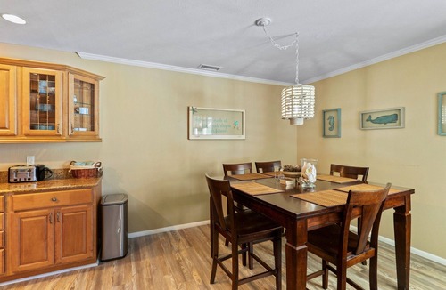 Bayview Condo | Bermuda Bay Beach Club | Pool and Beach Access