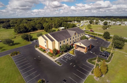 Walker's Island Hotel | Best Western Heritage Inn and Suites