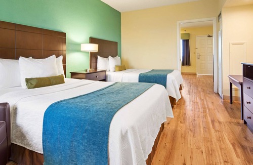 Deerfield Beach Hotel | Best Western Plus Deerfield Beach Hotel & Suites