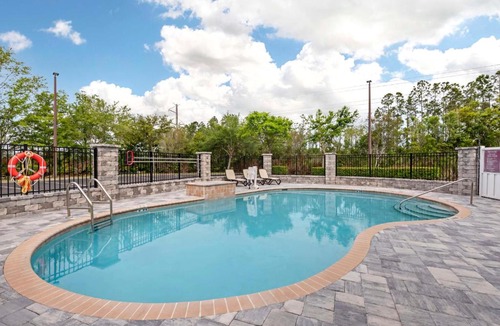 Yulee Hotel | Best Western Plus First Coast Inn and Suites