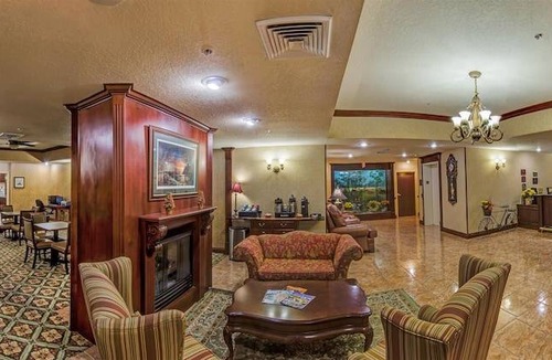 Walker's Island Hotel | Best Western Heritage Inn & Suites