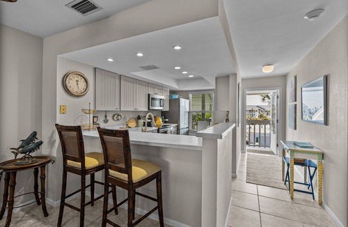 Boca Grande Condo | BG North 67, a spacious 2-bedroom, 2-bathroom condo in Boca Grande with stunning Gulf views