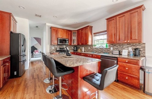 Ridge House | BIG home with hot tub, sleeps 10 guests