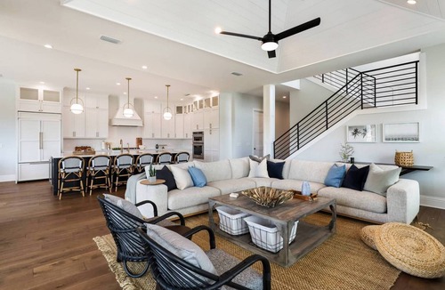 Anna Maria House | Bikini Bottom: 5 Hole Mini Golft, Games,3 Blocks to Beach, Dog Friendly, Pool, by Anna Maria Life