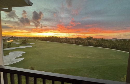 Venice Condo | Birdseye view in a top floor condo in a country club Golf & resort. 🔥🌴🏌️