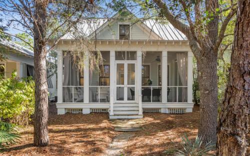 Cottage District House | Blue Oyster Cottage