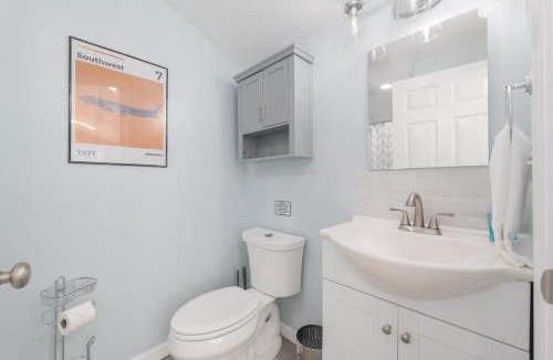 Avondale Hotel | Blue Palm Cottage - Team Joseph Ellen