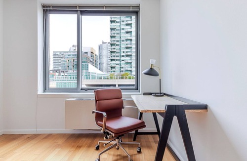 Hunters Point Apartment | Blueground | Long Island City, pool, nr Gantry Plaza