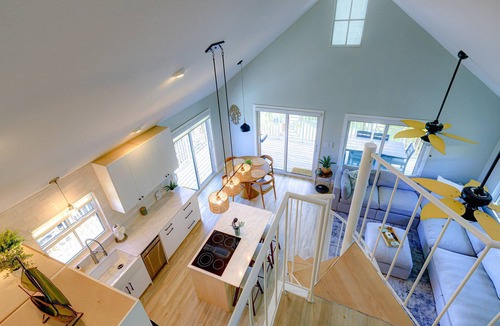 Breezeswept Beach Estates House | Boater's Paradise | 170' Waterfront | 30' Dockage | Ramrod Key Retreat