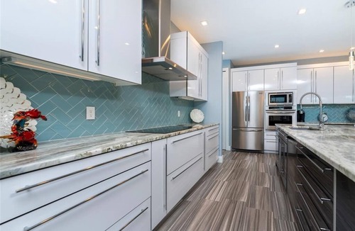 Gulf Cove Villa | Boaters Dream, open water, heated pool, sleeps 6