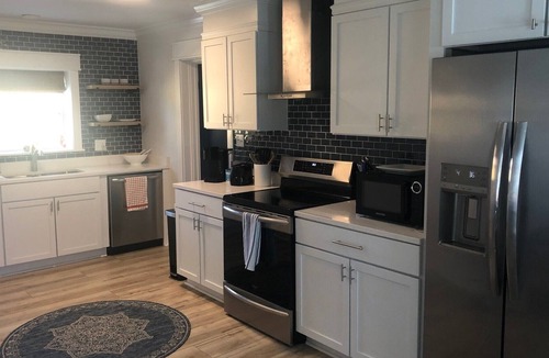 Lynn Haven House | Bohemian Retreat House near Historic St. Andrews area - Panama City