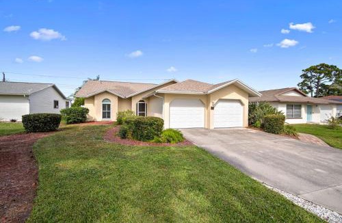 Bonita Springs Villa | Bonita Beach Escape Pool, Bikes & Paddleboards