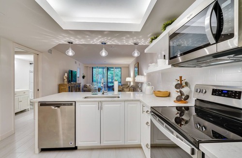 Bonita Bay Condo | Bonita Springs Condo w/Community Pool!