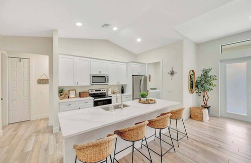 Bonita Springs House | Bonita Springs Coastal Retreat