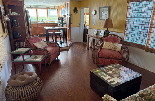 Signal Cove House | BOOK NOW FOR PASCO CO SCALLOP SEASON July 10 to Aug 18