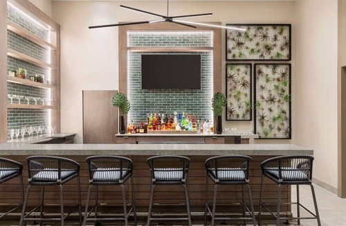 Hollywood South Central Beach Condo | Book NOW ! Hyde Beach House 2Bed/2Bath