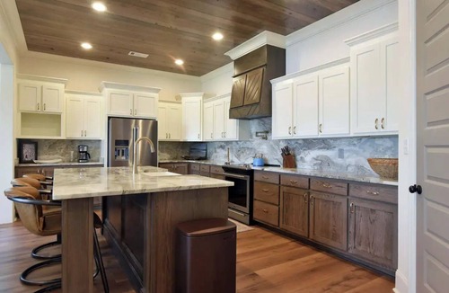 Cordele House | Boots & suits lakehouse getaway
