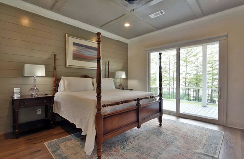 Cordele House | Boots & suits lakehouse getaway