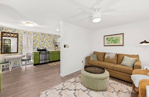 Laguna Beach Estates House | Bottom of Duplex! Summer Dates Available! Book Now!