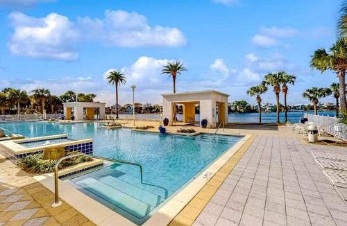 Sunnyside Apartment | Boutique studio walking distance to the Gulf- resort pools & amenities