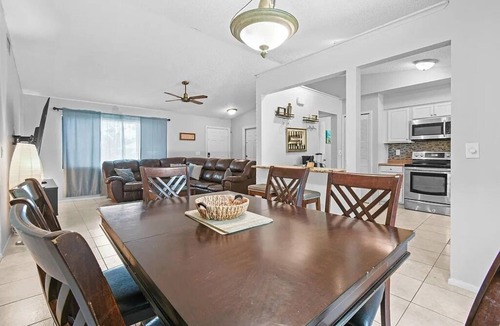 Port Saint Lucie House | BR Tropical Oasis in Port St Lucie