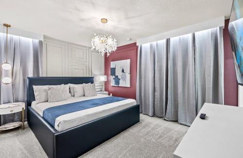 Four Corners House | Brand NEW 10BedroomsPool LED Screen At Windsor Cay