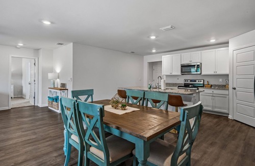 Crawfordville House | Brand New 4BR House w/Patio | Centrally Located!
