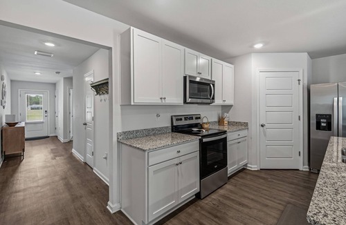 Crawfordville House | Brand New 4BR House w/Patio | Centrally Located!