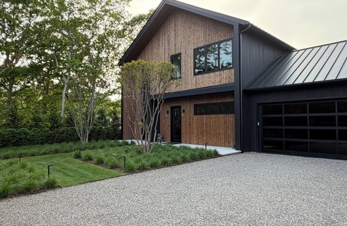 Quioque House | Brand New Custom Modern Barn 5-bedroom house and pool in Westhampton Beach