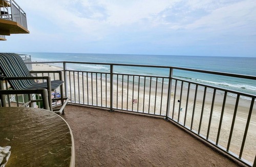 Ocean View Halifax Estates Condo | Breath taking 2-bedroom oceanfront condo in tranquil Daytona Beach Shores