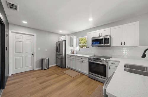 Ocala House | Brick City Playhouse · Game Room · Private Pool & Hot Tub · 4BR · WEC & Springs