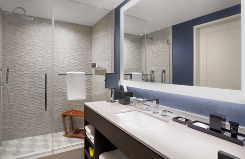 Brickell Hotel | Brickell Suite | Scenic Views & Modern Comfort Near Downtown Attractions