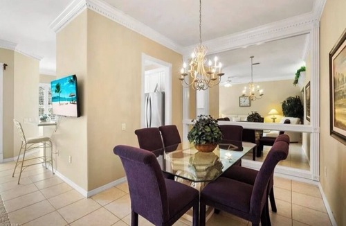 Bonita Springs Villa | Bright 3-bedroom golf course villa with a private pool in sunny Bonita Springs