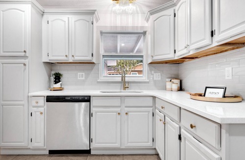 Wekiva Springs House | Bring your boat or RV! NEW EXPERIENCE IN A NEW SPACE. GORGEOUS POOL HOME.