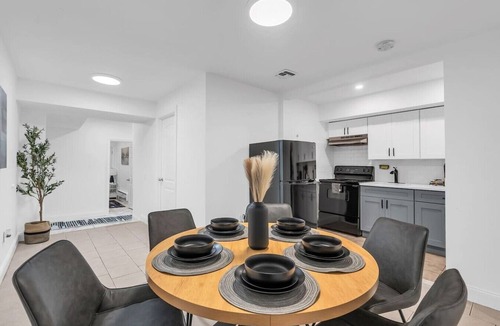 Bunker Hill Apartment | Budget-Friendly Apt | WD, Wifi & Modern Amenities