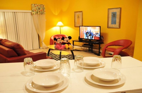 Kissimmee House | Budget Getaway! Perfect location for Disney vacation