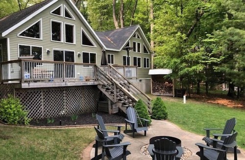 Baldwin Cottage | Bungalow on the Bayou - Cottage on Big Star Lake
