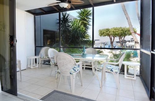 Key Largo House | C14 Moon Bay - Recently renovated 2 bedroom townhome