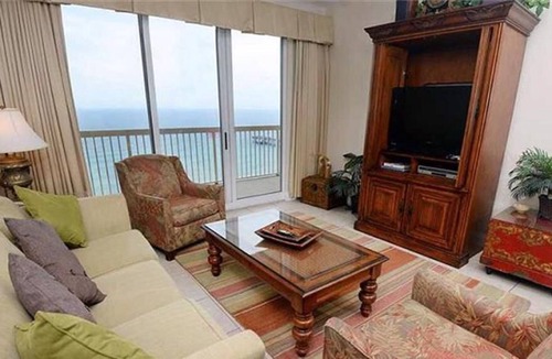 Bahama Beach House | Calypso Resort by BBG