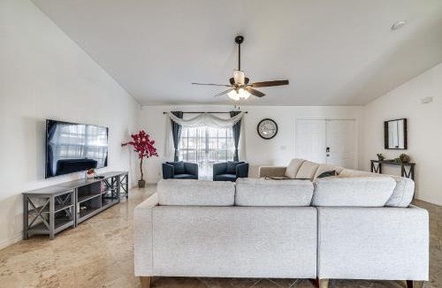 Burnt Store House | Canal-Front Cape Coral Home w/Fire Pit, By Beach!