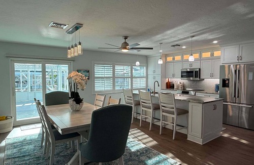 Grove City House | Canal front, Pool, outdoor kitchen, dock, no bridge, boat landing, Gulf access