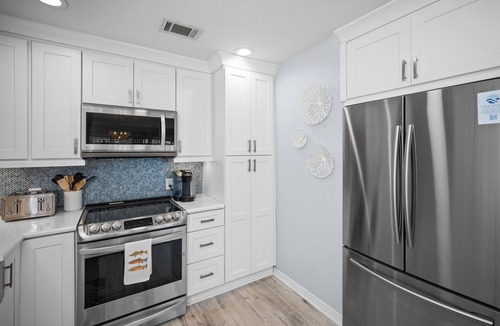 Perdido Key Coves One House | Captain's Cove 4BR 3Bath Water View, Pickleball, Private Beach, Heated Pool!
